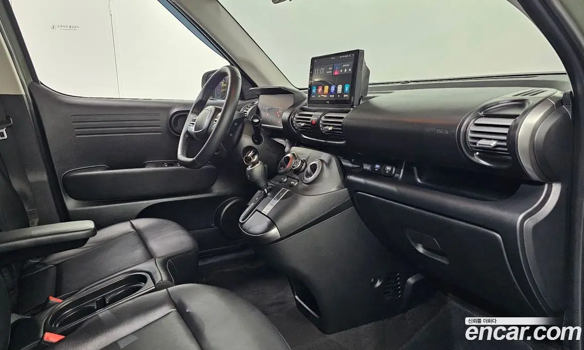 Hyundai Casper 2022 1.0 автомат (гидро), фото 27