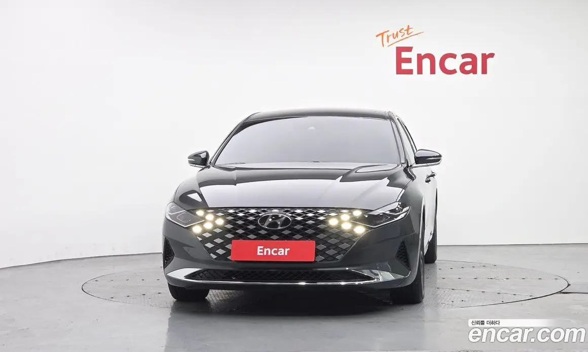 Hyundai Grandeur 2020 2.5 автомат (гидро), фото 3