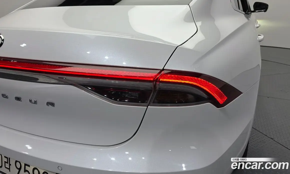 Hyundai Grandeur 2020 2.5 автомат (гидро), фото 9