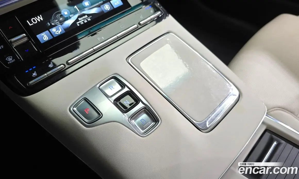 Hyundai Grandeur 2022 2.5 автомат (гидро), фото 12