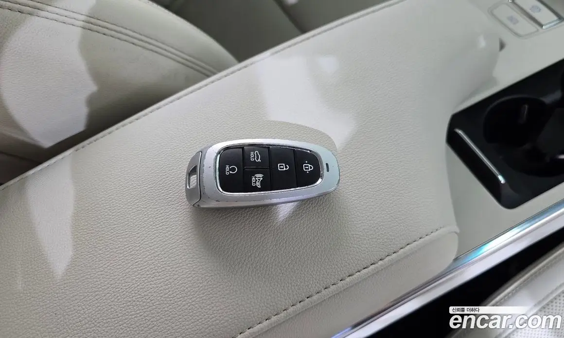 Hyundai Grandeur 2022 2.5 автомат (гидро), фото 21