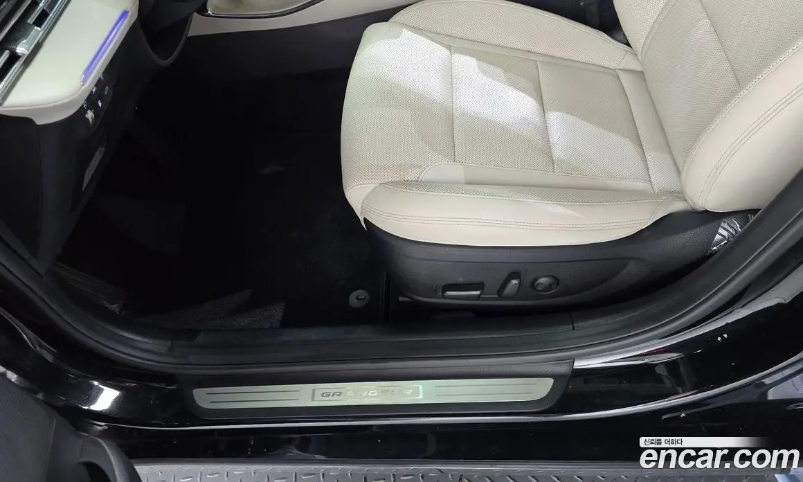 Hyundai Grandeur 2022 2.5 автомат (гидро), фото 28