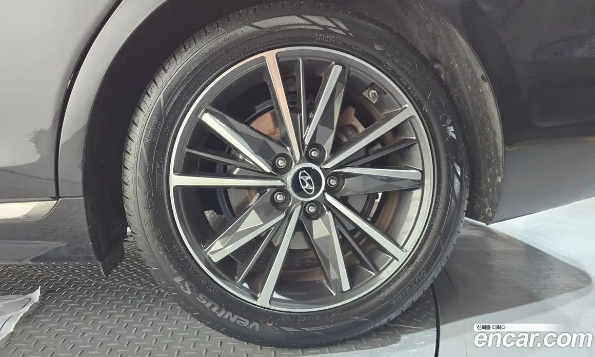 Hyundai Grandeur 2022 2.5 автомат (гидро), фото 7