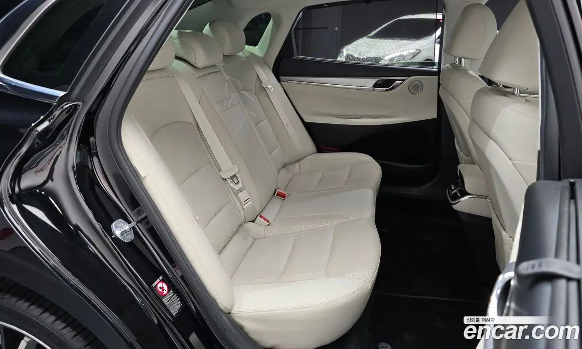 Hyundai Grandeur 2022 2.5 автомат (гидро), фото 17