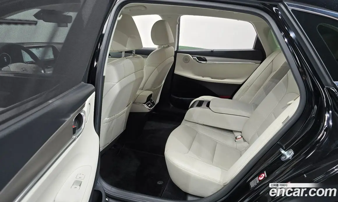 Hyundai Grandeur 2022 2.5 автомат (гидро), фото 18