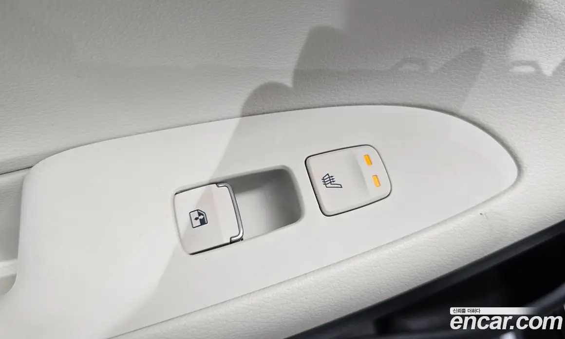 Hyundai Grandeur 2022 2.5 автомат (гидро), фото 31