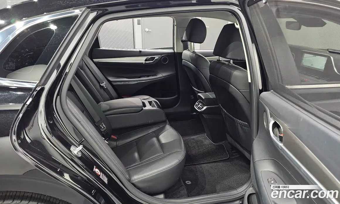 Hyundai Grandeur 2022 2.4 автомат (гидро), фото 11