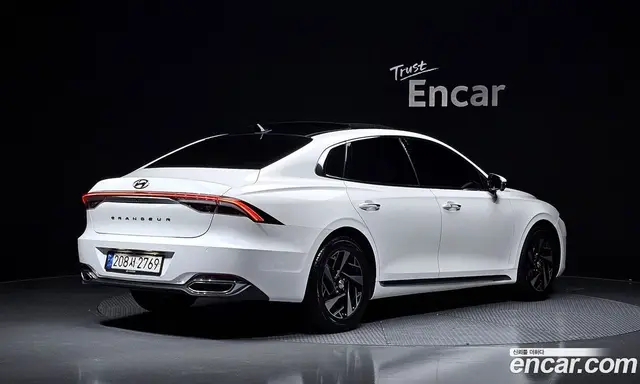 Hyundai Grandeur 2022 2.4 автомат (гидро), миниатюра 2