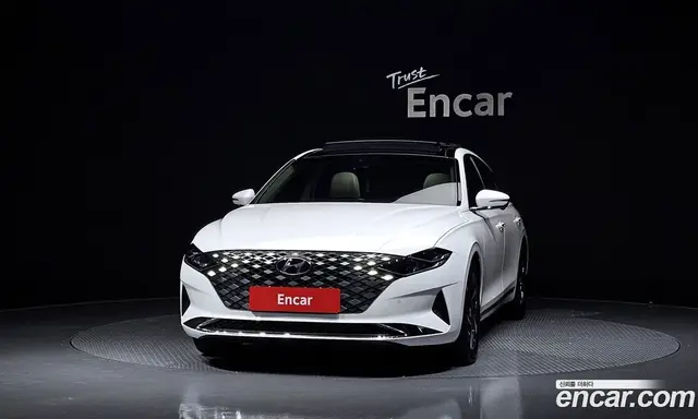Hyundai Grandeur 2022 2.4 автомат (гидро), миниатюра 3