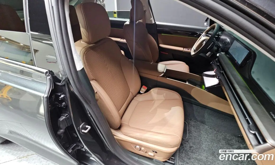 Hyundai Grandeur 2023 1.6 автомат (гидро), фото 19