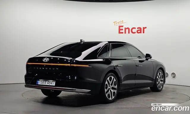 Hyundai Grandeur 2023 3.5 автомат (гидро), миниатюра 2