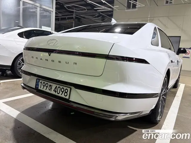 Hyundai Grandeur 2024 2.5 автомат (гидро), миниатюра 2