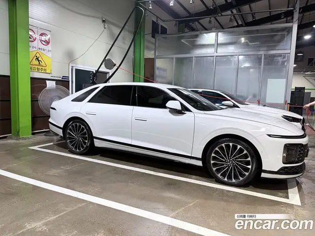 Hyundai Grandeur 2024 2.5 автомат (гидро), миниатюра 3