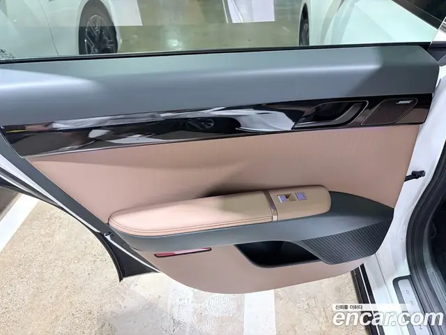 Hyundai Grandeur 2024 2.5 автомат (гидро), миниатюра 8