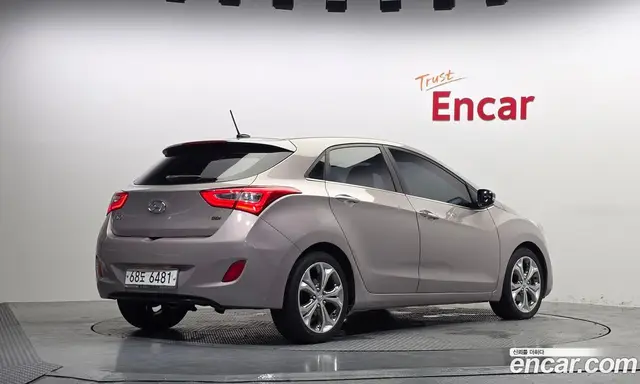 Hyundai i30 2012 1.6 автомат (гидро), миниатюра 2