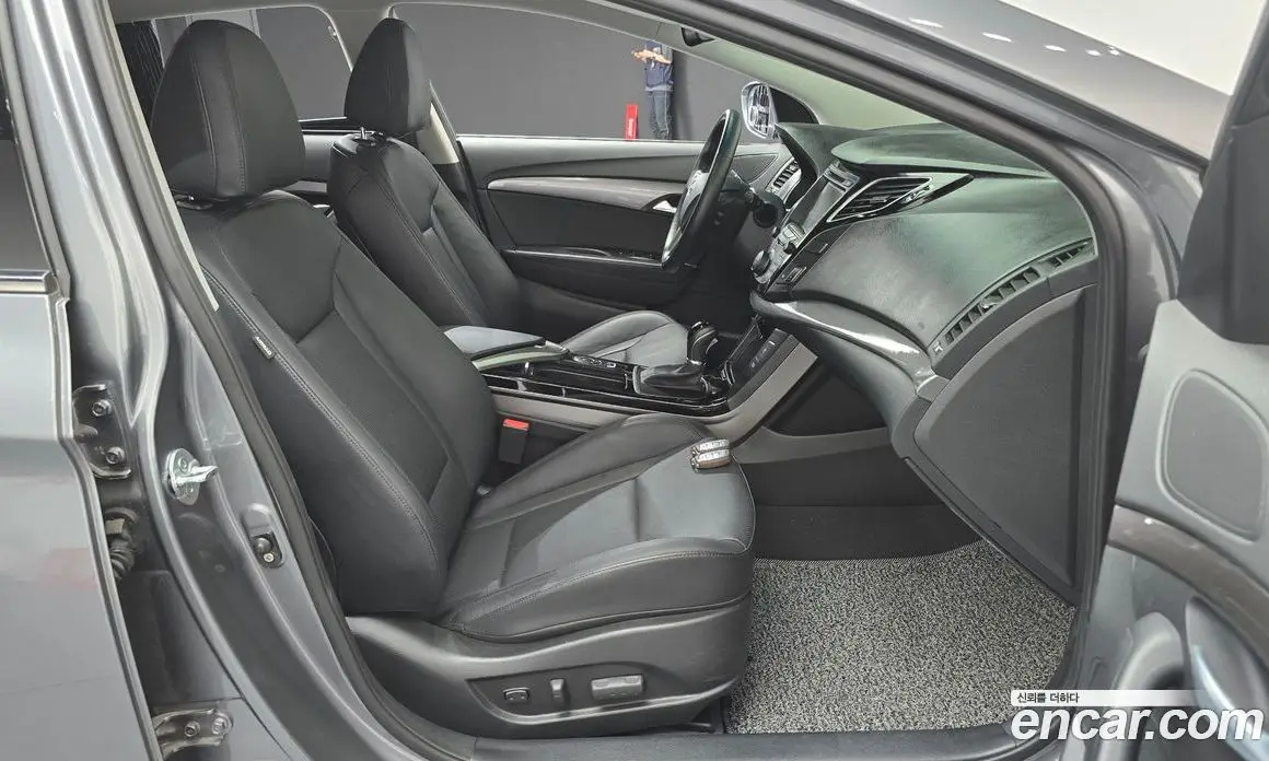 Hyundai i40 2015 2.0 автомат (гидро), фото 11