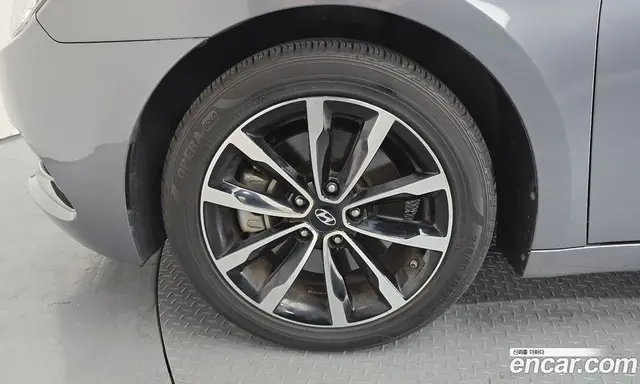 Hyundai i40 2015 2.0 автомат (гидро), миниатюра 5