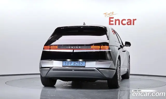 Hyundai Ioniq 5 2023 0.1 автомат (гидро), миниатюра 3