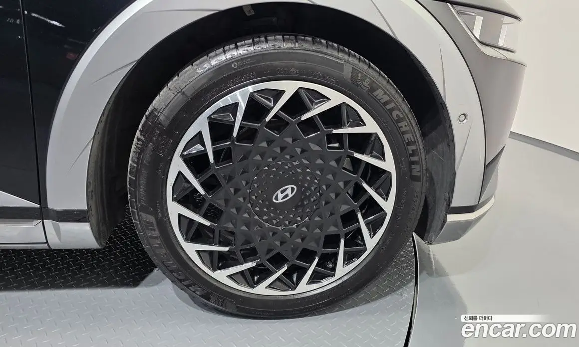 Hyundai Ioniq 5 2023 0.1 автомат (гидро), фото 6
