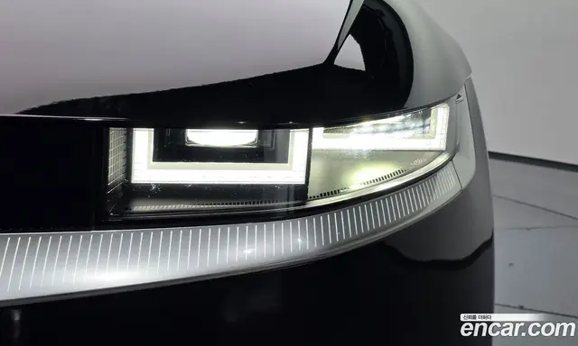 Hyundai Ioniq 5 2023 0.1 автомат (гидро), миниатюра 7