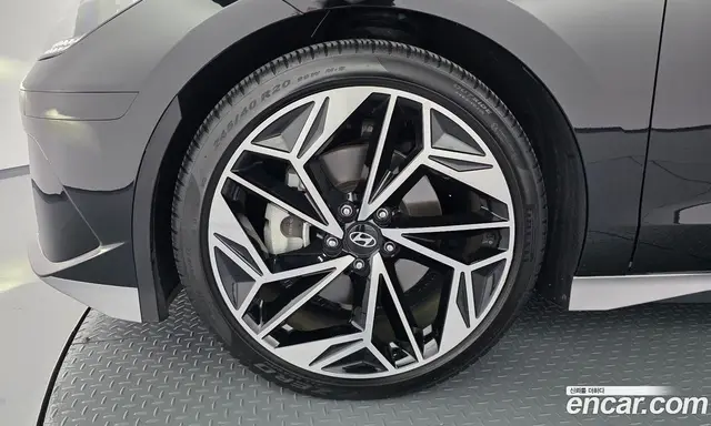 Hyundai Ioniq 6 2022 0.1 автомат (гидро), миниатюра 4