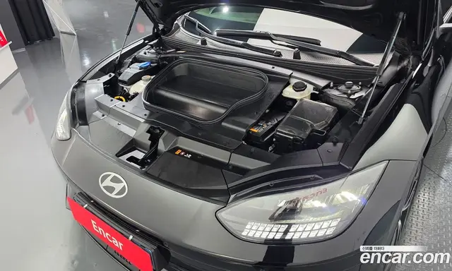 Hyundai Ioniq 6 2022 0.1 автомат (гидро), миниатюра 5