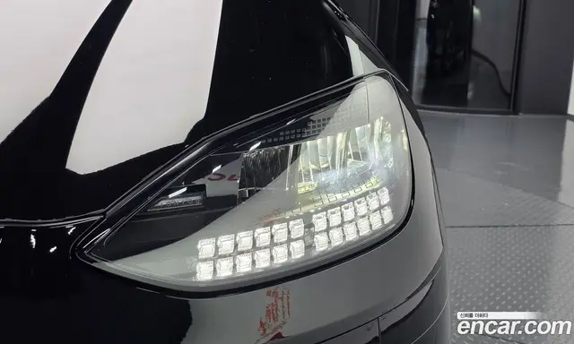 Hyundai Ioniq 6 2022 0.1 автомат (гидро), миниатюра 7