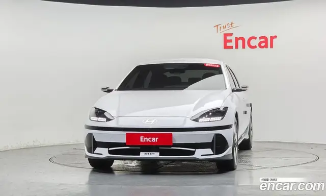 Hyundai Ioniq 6 2023 0.1 автомат (гидро), миниатюра 2