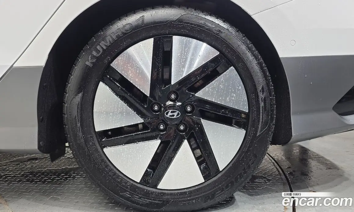 Hyundai Ioniq 6 2023 0.1 автомат (гидро), фото 6