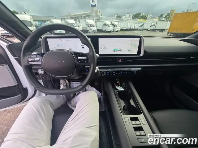 Hyundai Ioniq 6 2023 0.1 автомат (гидро), миниатюра 12