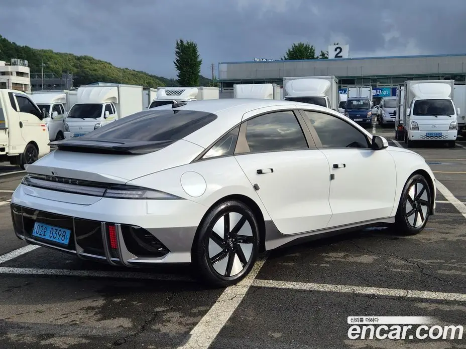 Hyundai Ioniq 6 2023 0.1 автомат (гидро), фото 5