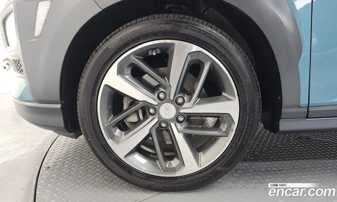Hyundai Kona 2018 1.6 автомат (гидро), фото 5