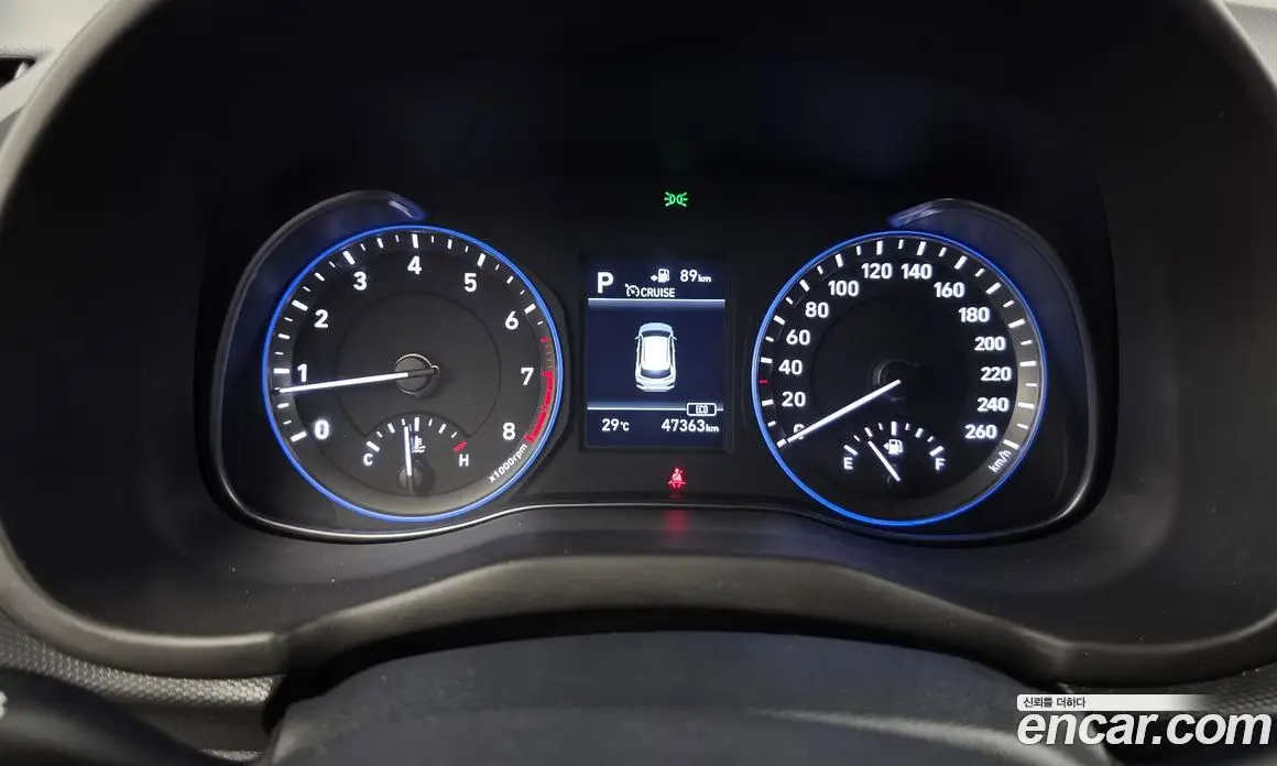 Hyundai Kona 2019 1.6 автомат (гидро), фото 11