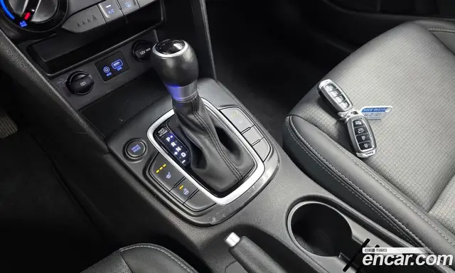 Hyundai Kona 2019 1.6 автомат (гидро), миниатюра 12