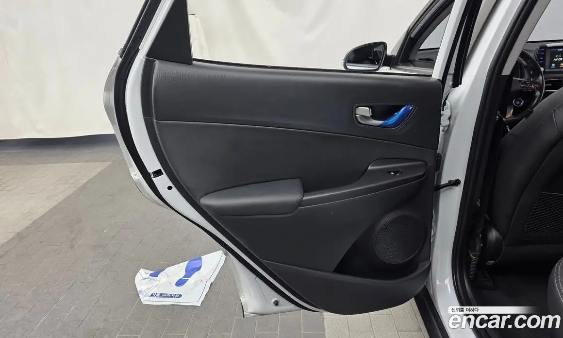 Hyundai Kona 2019 1.6 автомат (гидро), фото 15