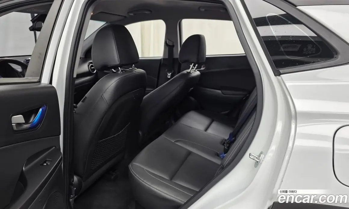 Hyundai Kona 2019 1.6 автомат (гидро), фото 16