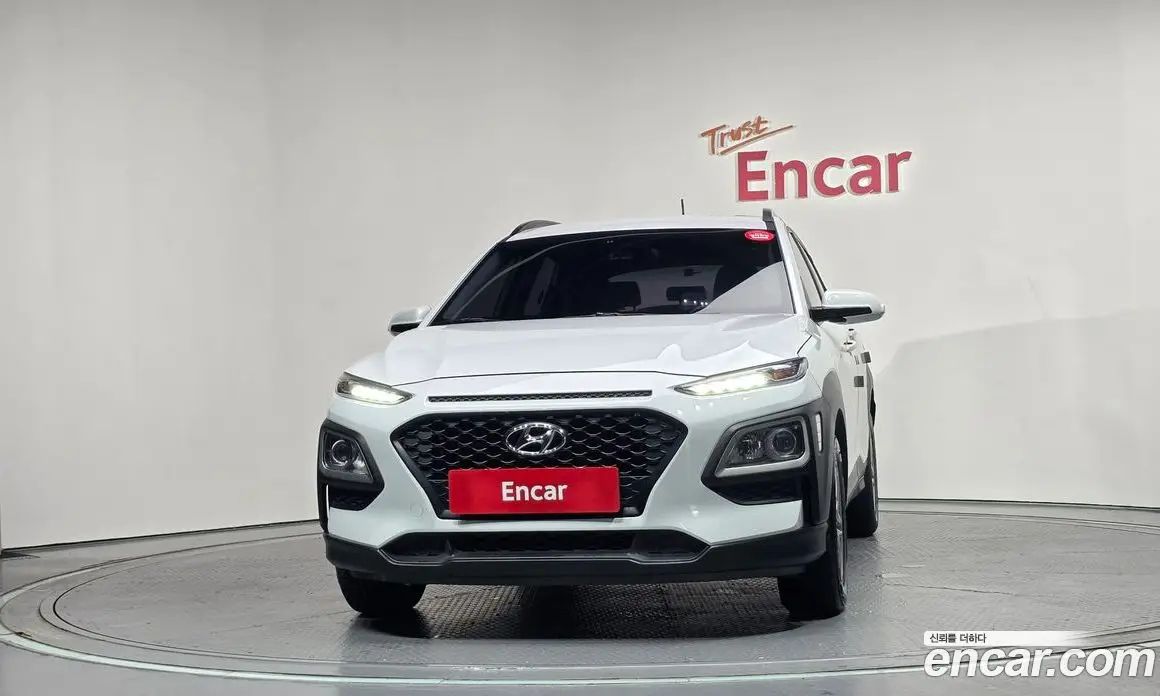 Hyundai Kona 2019 1.6 автомат (гидро), фото 3