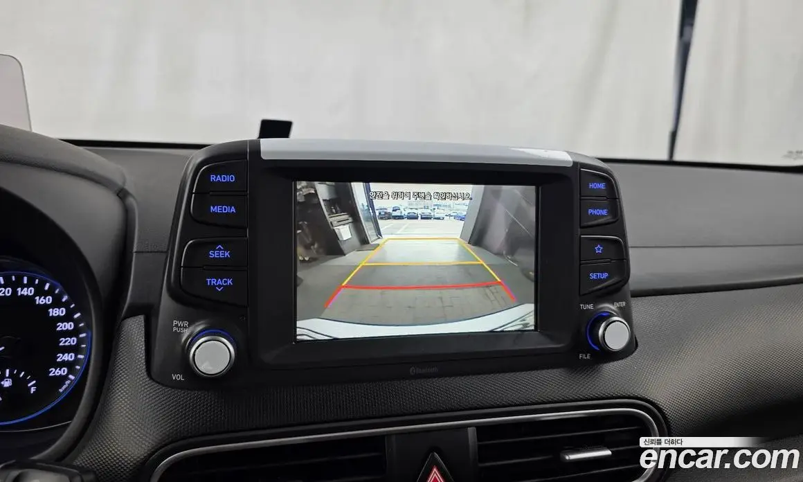 Hyundai Kona 2019 1.6 автомат (гидро), фото 21