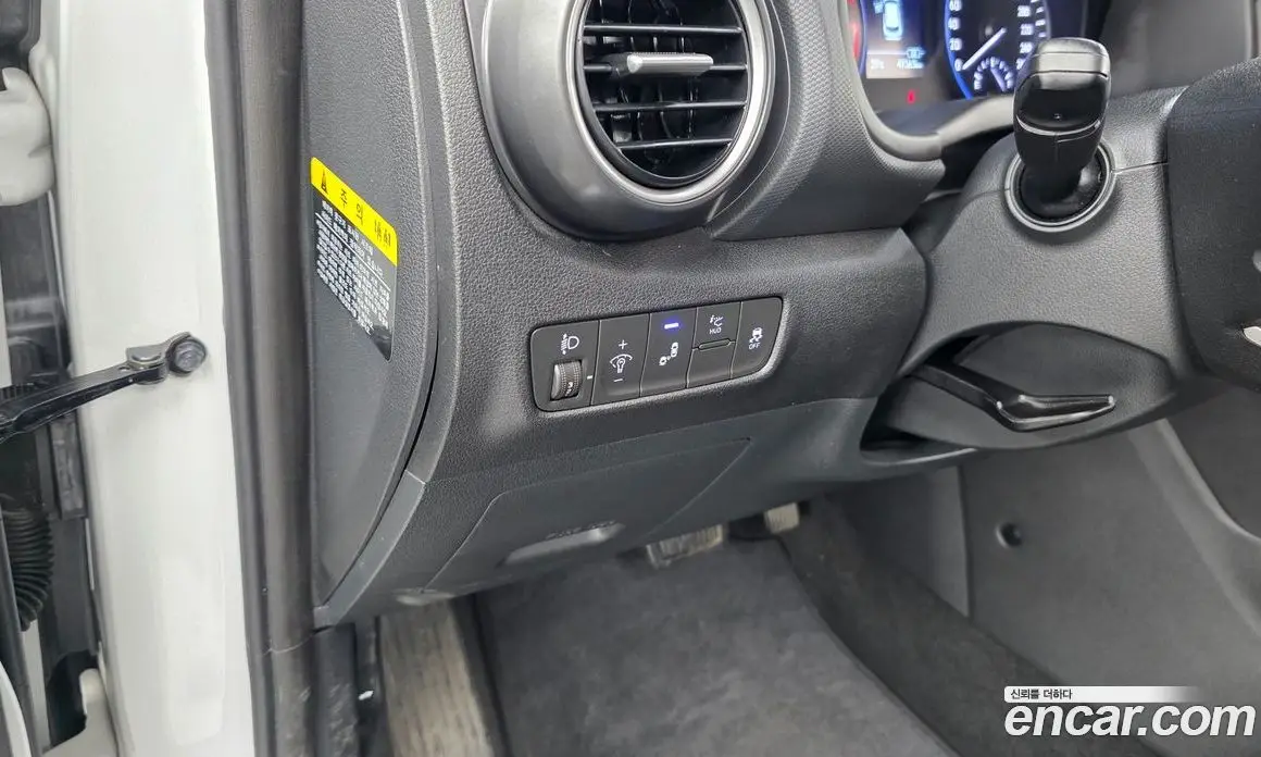 Hyundai Kona 2019 1.6 автомат (гидро), фото 23