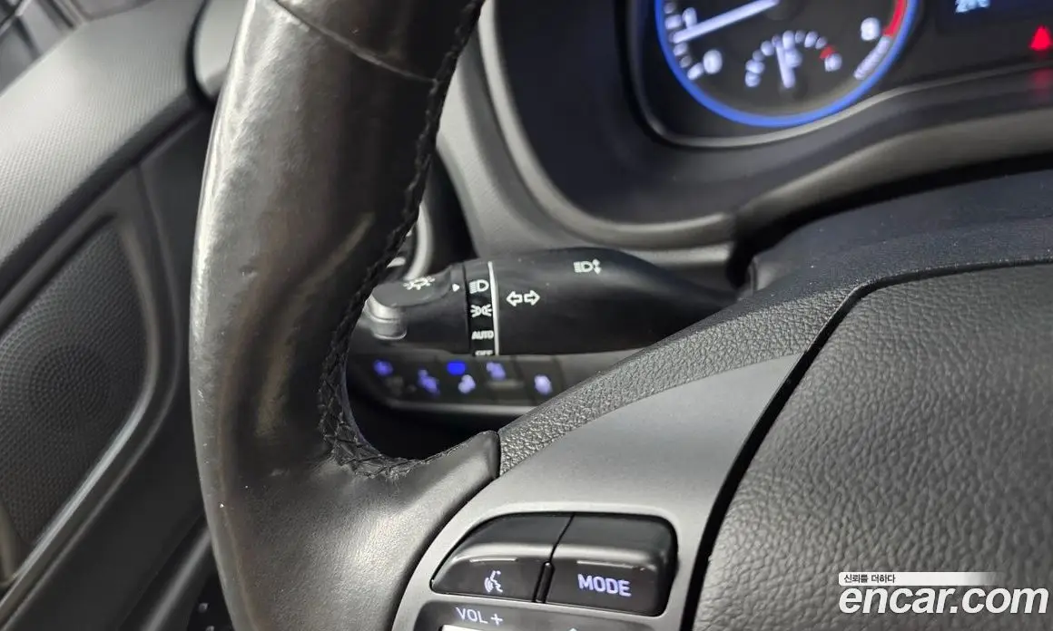 Hyundai Kona 2019 1.6 автомат (гидро), фото 29