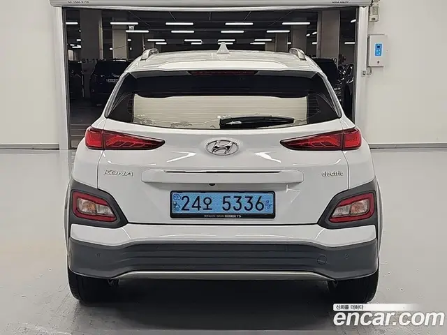 Hyundai Kona 2020 автомат (гидро), миниатюра 3