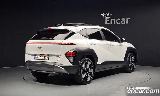 Hyundai Kona 2023 1.6 автомат (гидро), миниатюра 2