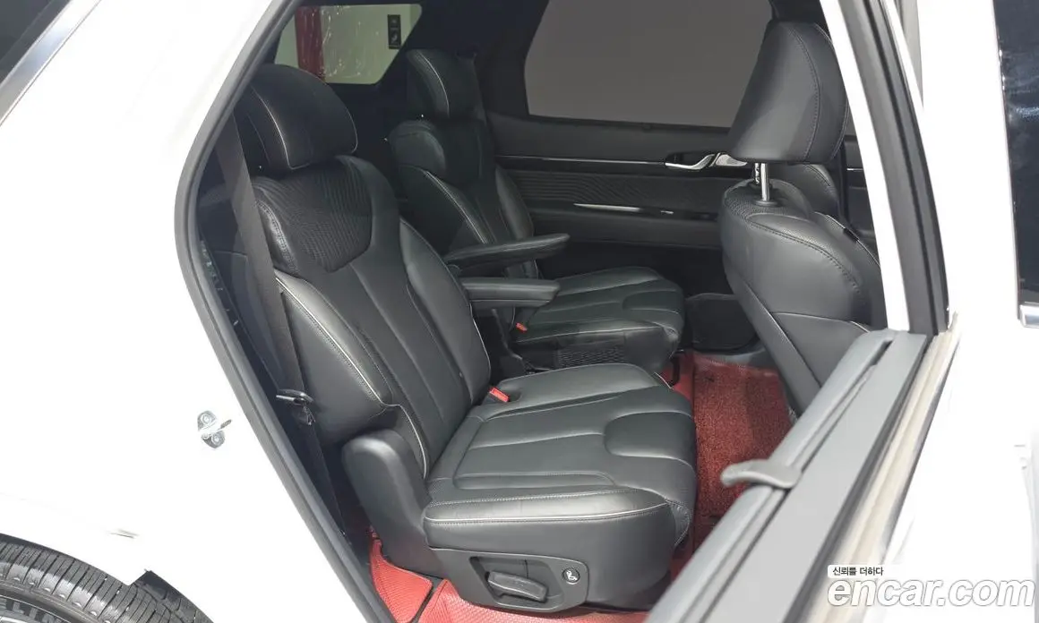 Hyundai Palisade 2024 2.2 автомат (гидро), фото 17