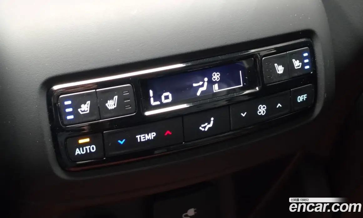 Hyundai Palisade 2024 2.2 автомат (гидро), фото 36