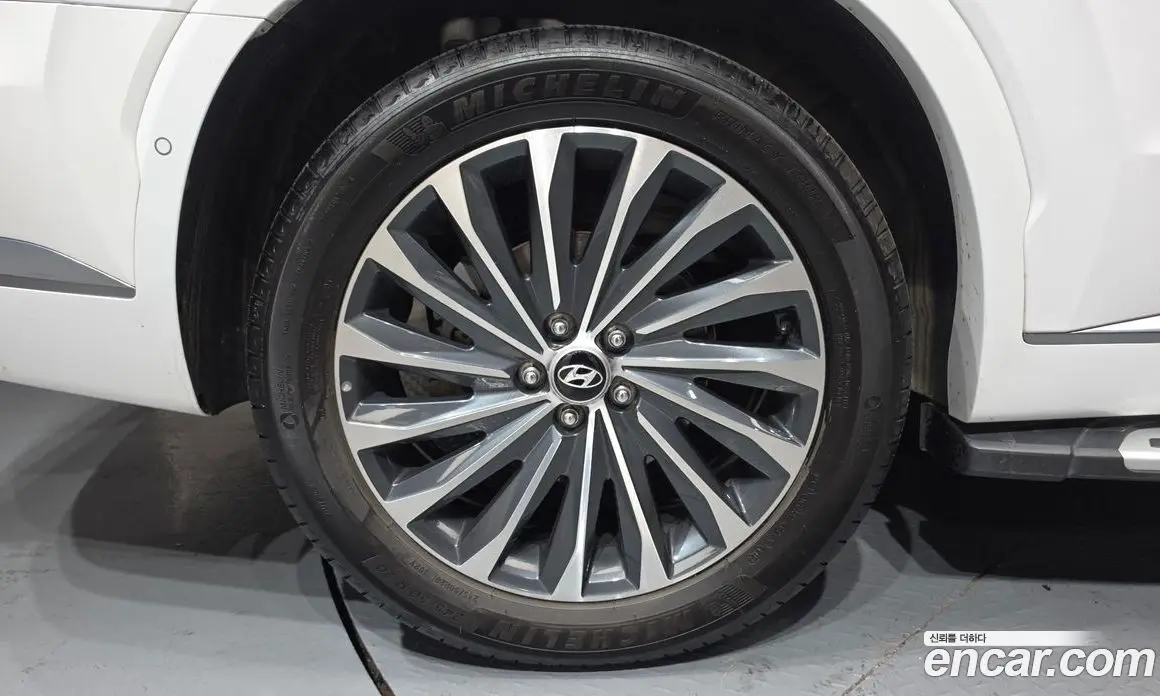 Hyundai Palisade 2024 2.2 автомат (гидро), фото 5