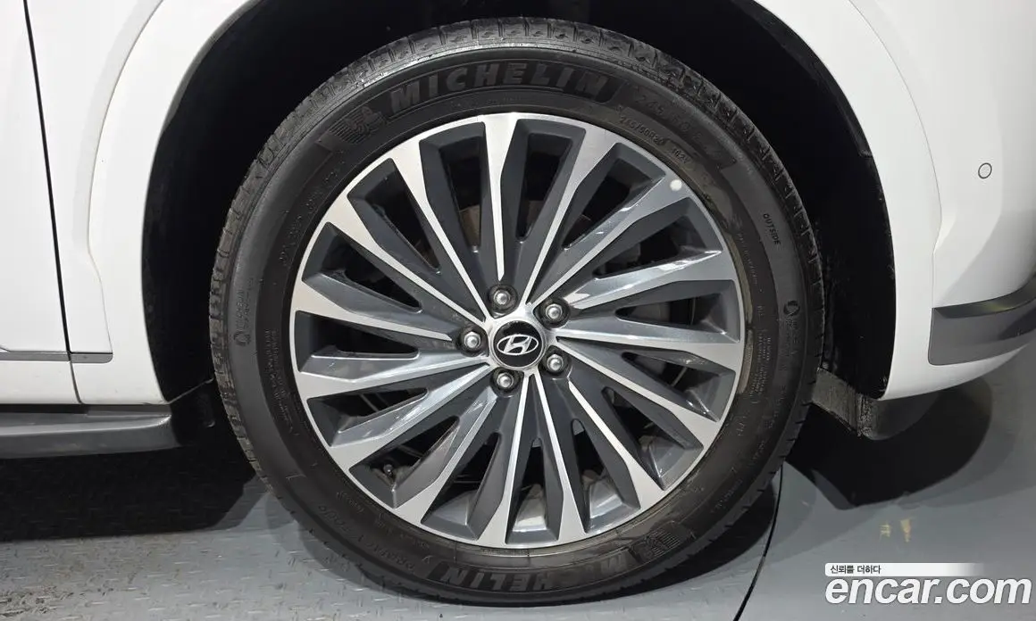 Hyundai Palisade 2024 2.2 автомат (гидро), фото 7