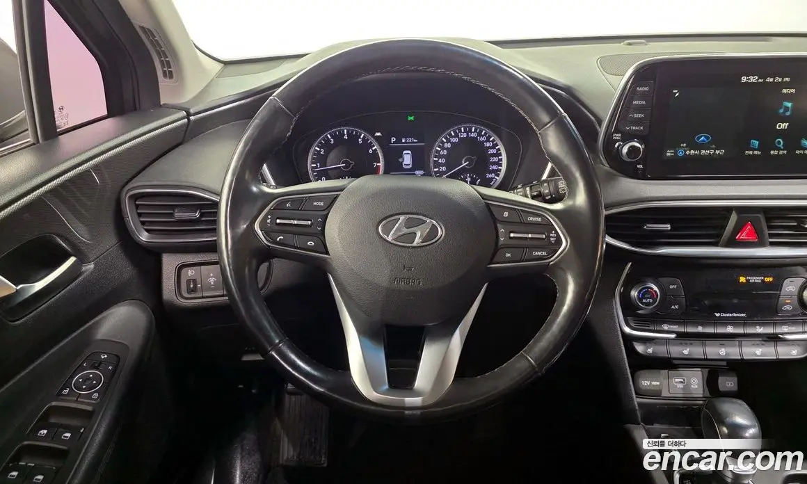 Hyundai Santa Fe 2018 2.0 автомат (гидро), фото 13