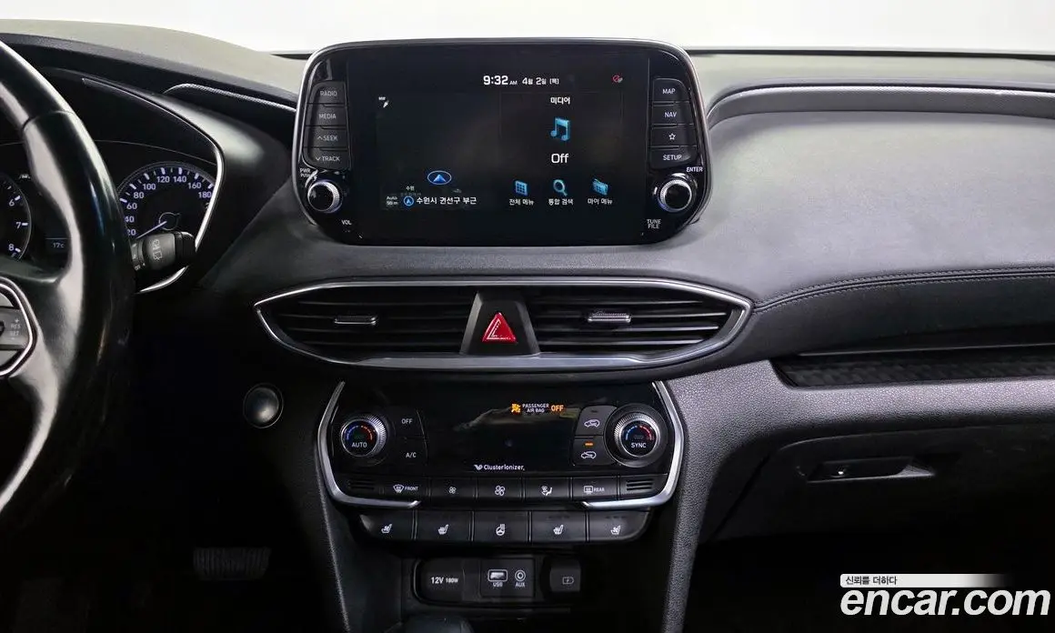 Hyundai Santa Fe 2018 2.0 автомат (гидро), фото 14