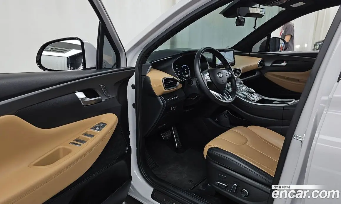 Hyundai Santa Fe 2021 1.6 автомат (гидро), фото 13