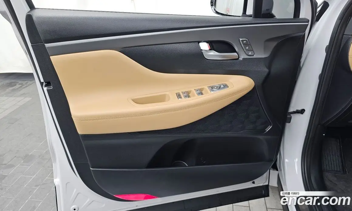 Hyundai Santa Fe 2021 1.6 автомат (гидро), фото 14